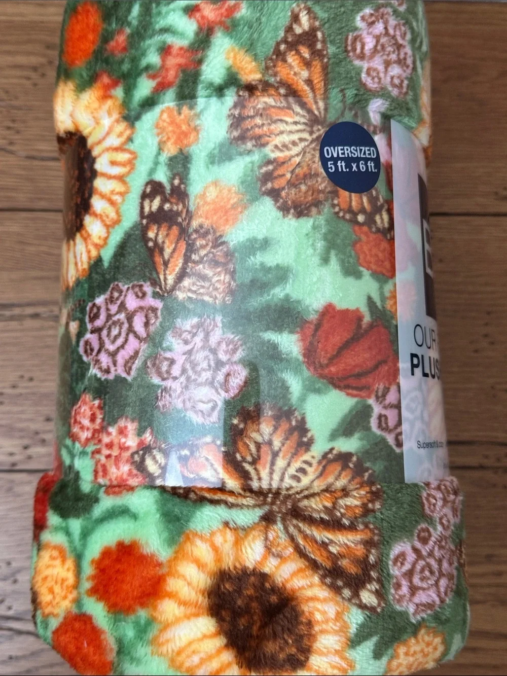 The Big One Floral Plush Throw Blanket - Sunflower & Butterfly - Green & Orange